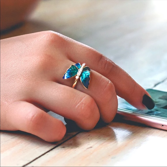 New Women’s Beautiful Butterflies Sapphire Ring - Picture 4 of 6